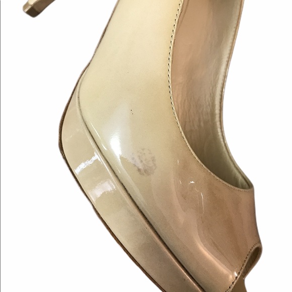 Jimmy Choo Beige Patent Peep Toe Pumps Platforms - Picture 6 of 6